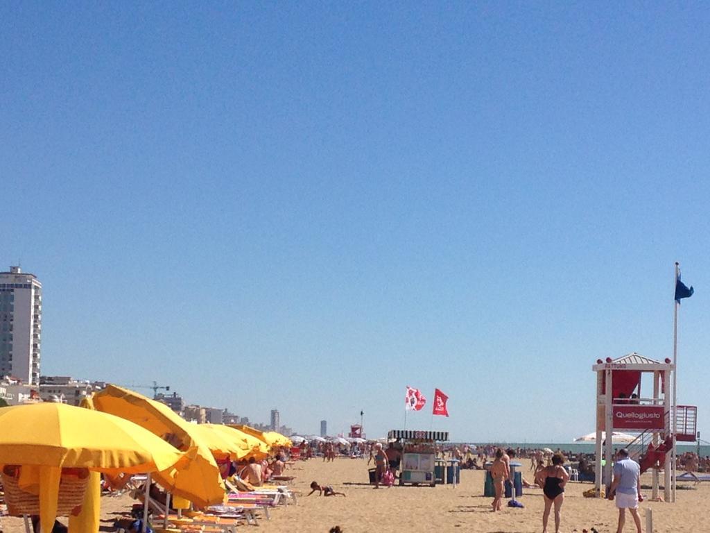 B&C Apartments Lido di Jesolo Eksteriør billede